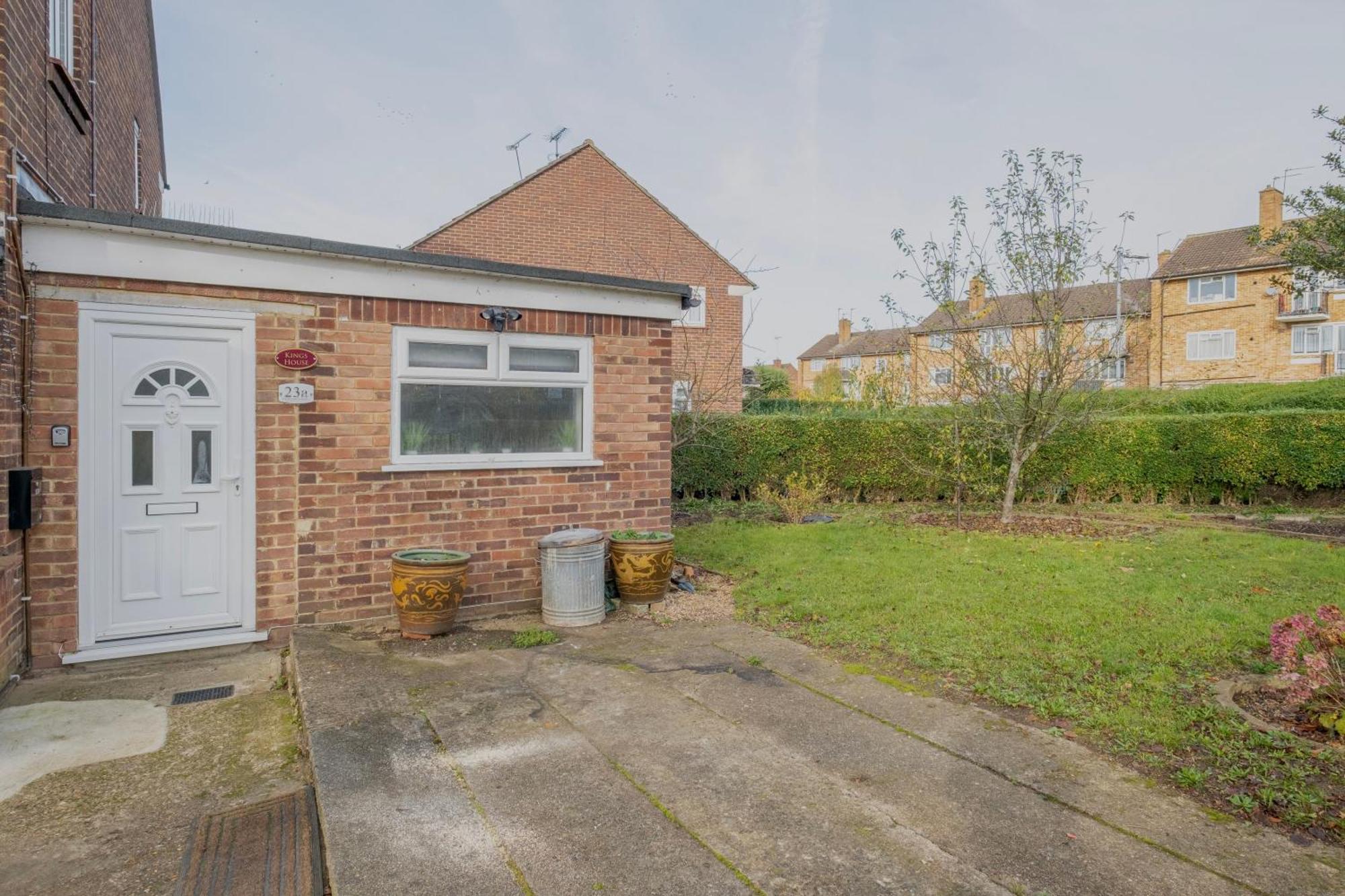 Kings House Apartment Hayes, West London Apt A Northolt  Exterior foto